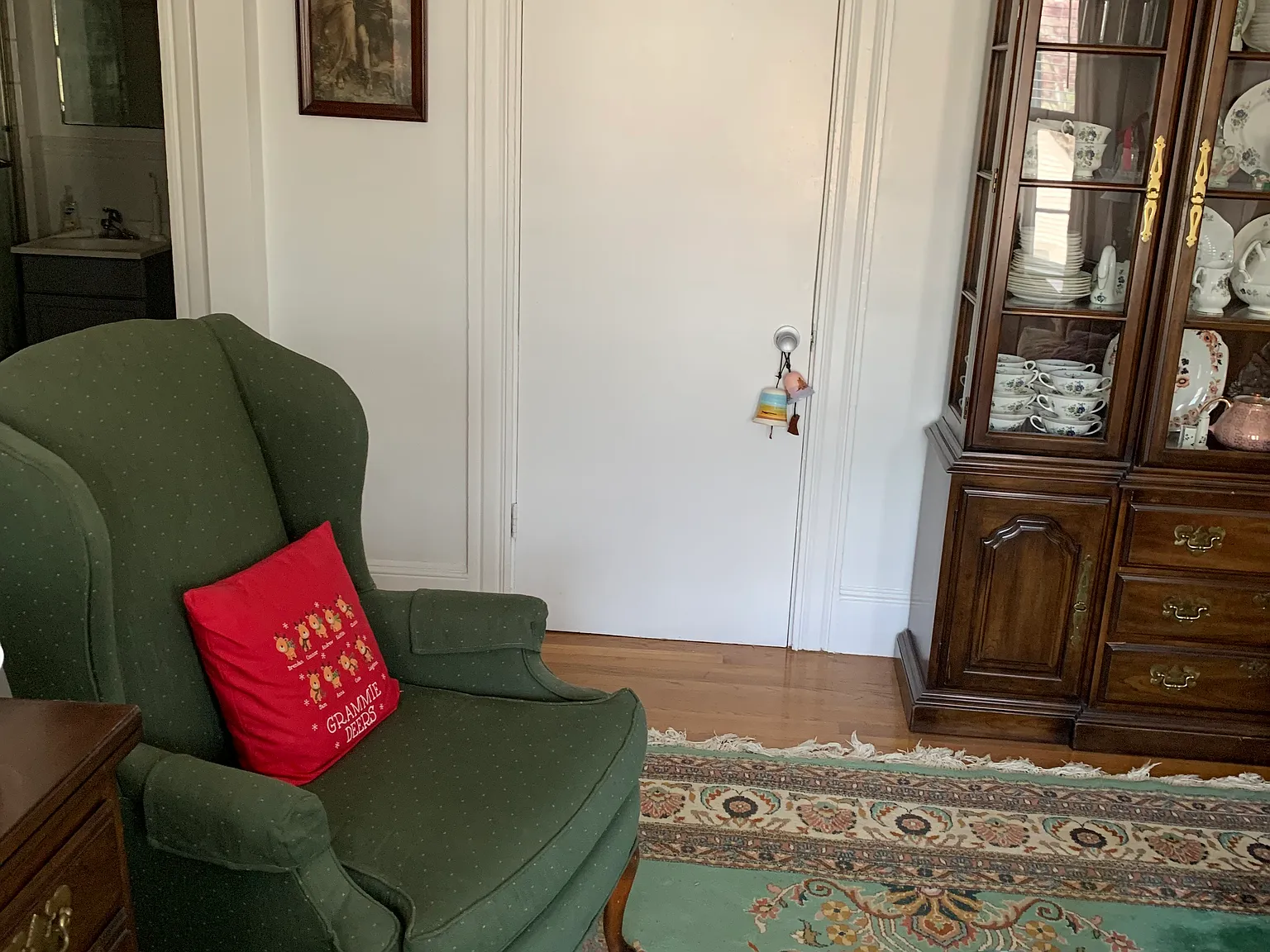 1 bed, 700 sqft, $2,200 — Photo 2