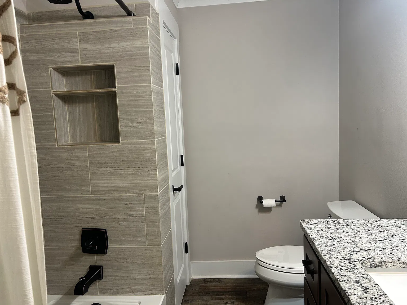 1025 Poplar Springs Rd — Photo 3