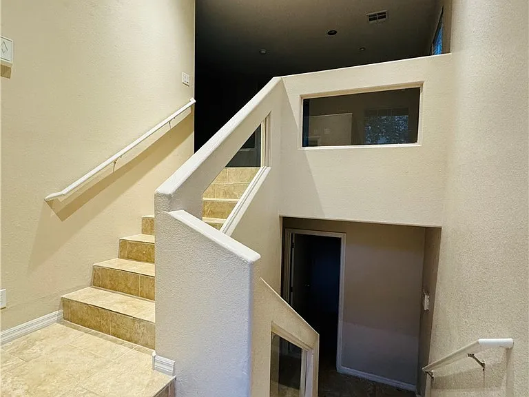 9160 Dimpled Ct — Photo 22