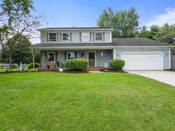 51530 Creekside Dr, Granger, IN 46530