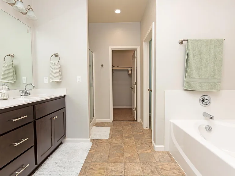 698 Marybelle Dr — Photo 11
