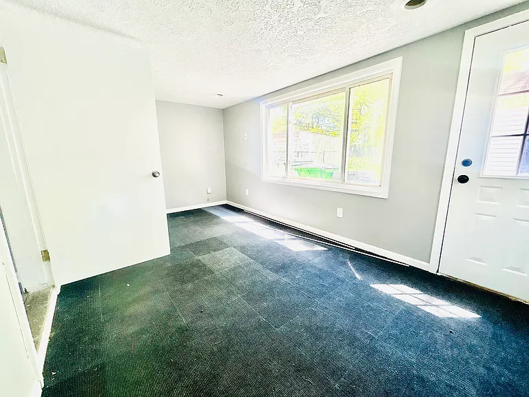 4198 Eastway Rd — Photo 27