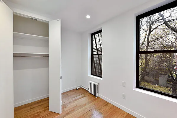 Rented by Aether Property Group | media 25