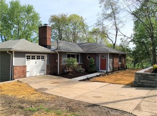 811 Camp Meeting Rd, Sewickley, PA 15143