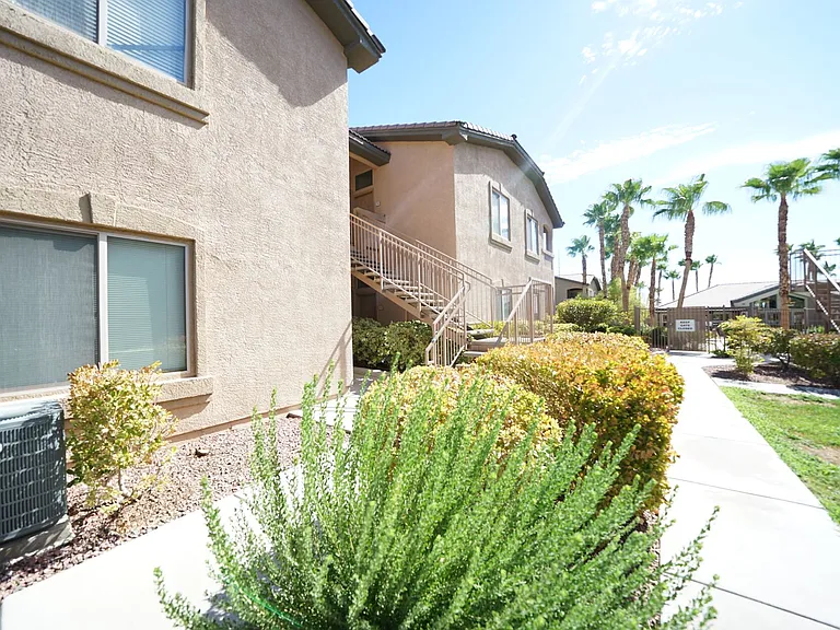 8985 S Durango Dr #1039-10 — Photo 3