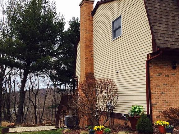4th image of 9589 Saratoga Dr