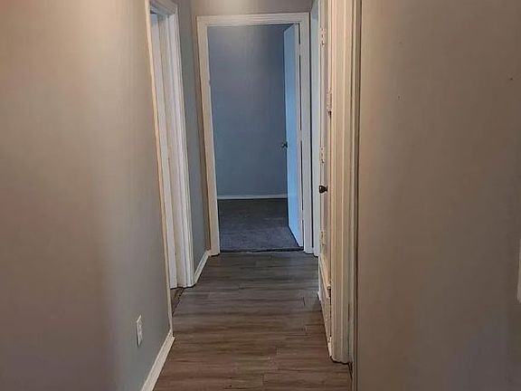 2nd image of 566 Hewlett Rd