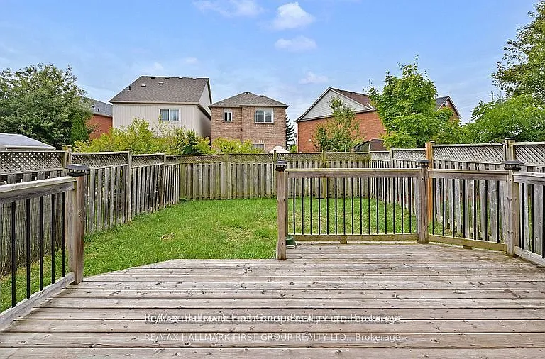 39 Robideau Pl — Photo 41
