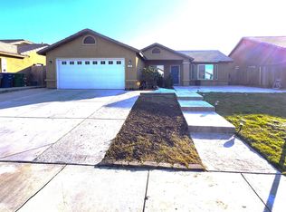 228 Hill Ave, Delano, CA 93215