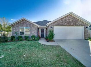 143 Alexandra Loop, Elkins, AR 72727