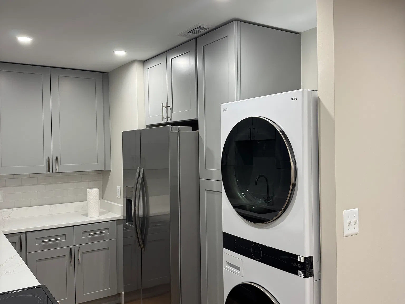 2 bed, 882 sqft, $2,450 — Photo 4