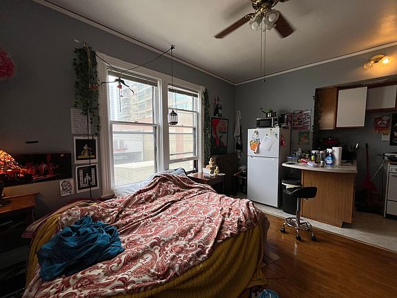 3rd image of 1830 N Oakland Ave #15