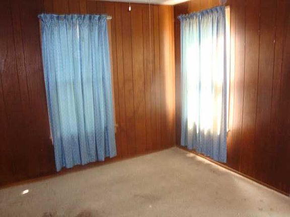 5th image of 500 W Grady Dr