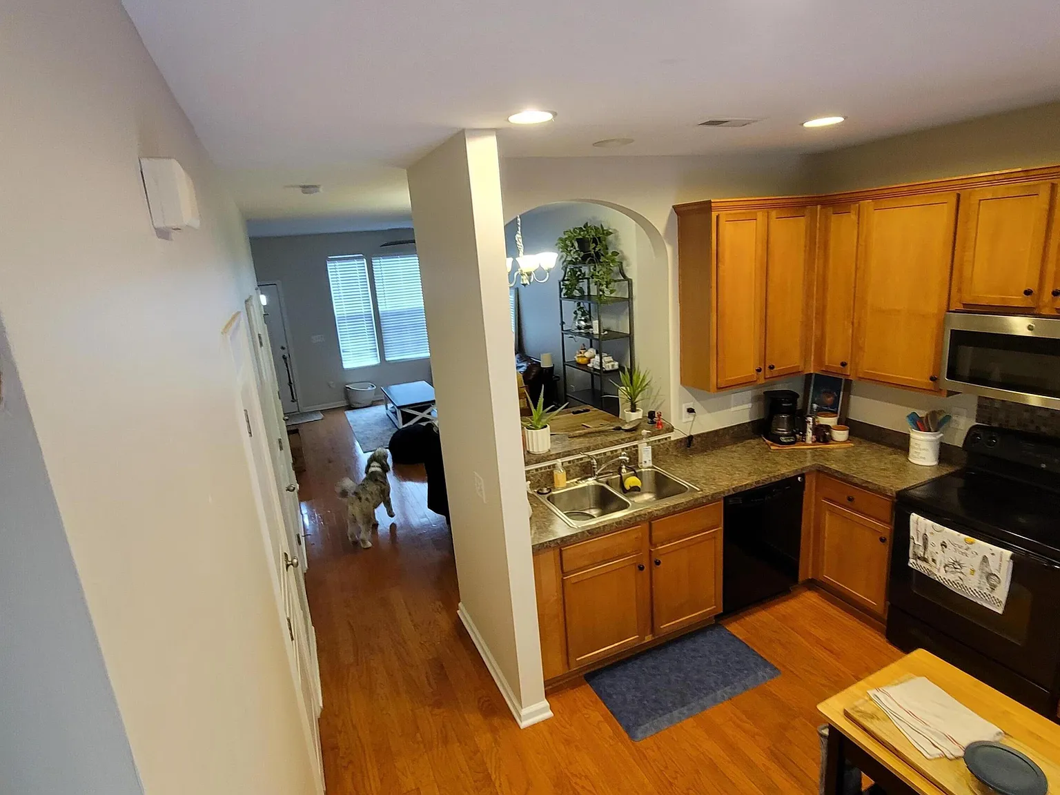2 bed, 3.0 bath, $1,850 — Photo 4