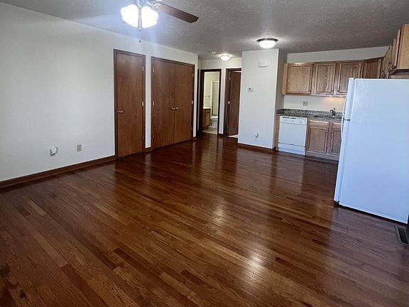 2nd image of 5321 Ohio St #4
