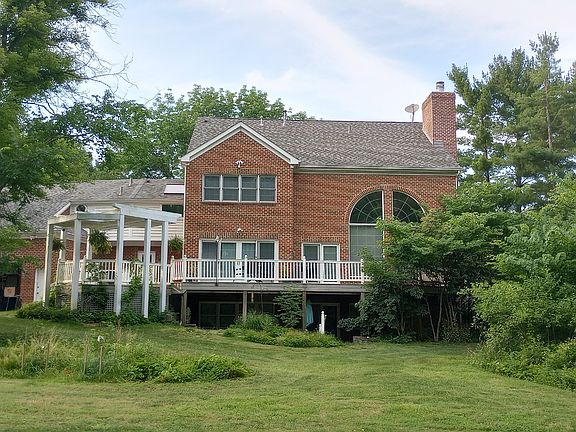 4th image of 4285 Hanna Hills Dr