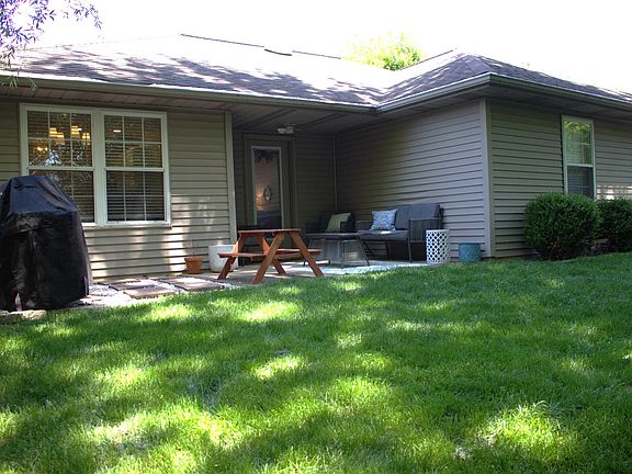 2nd image of 605 Hartford Dr