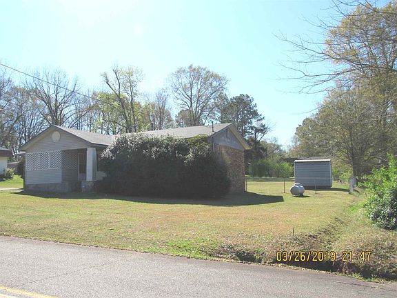 2nd image of 105 Mohican Dr