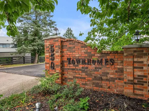 550 Darby Creek Rd APT 3, Lexington, KY 40509