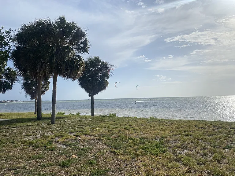 Southwind Dr — Photo 9