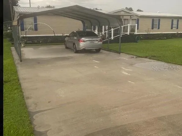 2604 Branchwood Rd, Plant City, FL 33567