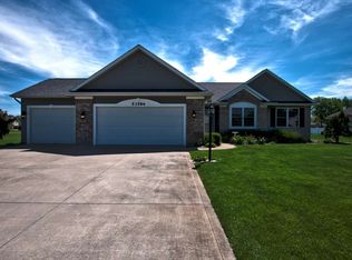 53586 Baltimore Oriole Dr, Bristol, IN 46507