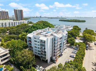 Nirvana Condo No Four Con, Miami, FL 33138