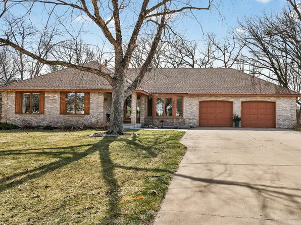 12069 Holly St NW, Coon Rapids, MN 55448