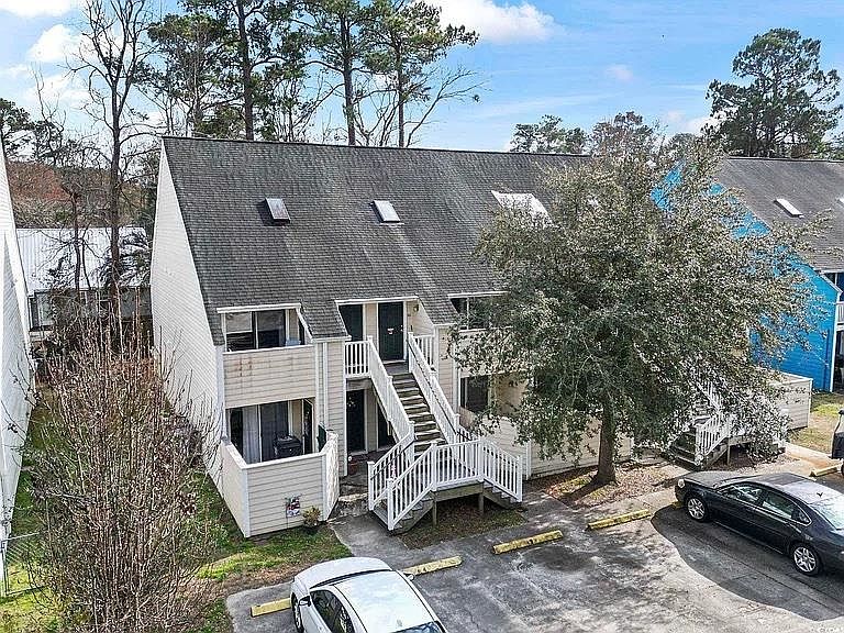 1st image of 416 Cambridge Circle #H7