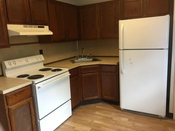 1 W Garibaldi Ave, Nesquehoning, PA 18240