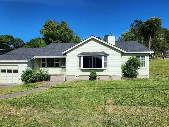 853 Locust St, Garberville, CA 95542