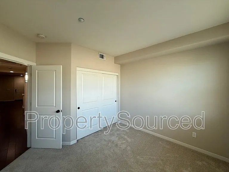 170 N North St #104 — Photo 44