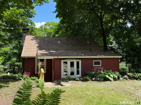 22 Luta Heights, Sharon, CT 06069