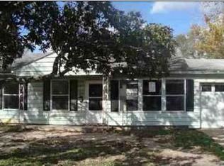 7342 Eisenhower Rd, Houston, TX 77033