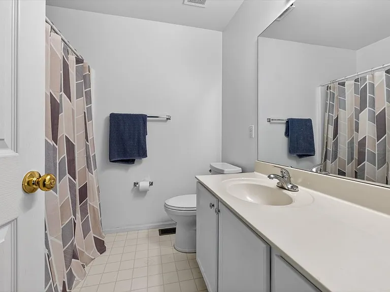 630 Cascade Lake Dr — Photo 9