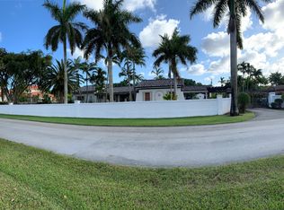 9750 SW 66th St, Miami, FL 33173