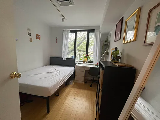 Rented by The Downtown LLC | media 45