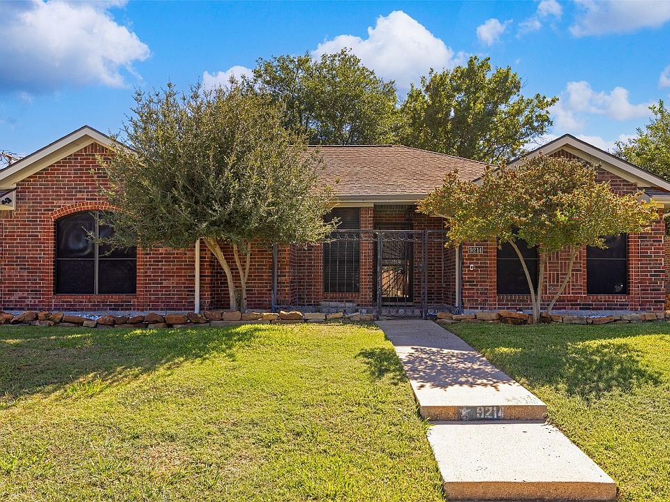 1st image of 9214 Chimneywood Dr