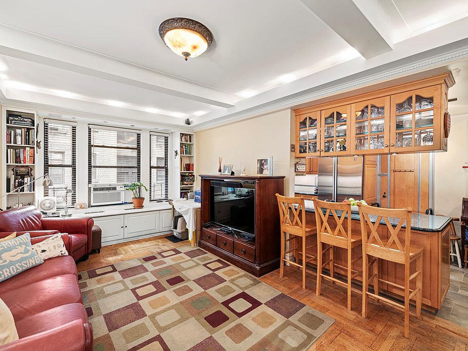 1st image of 825 W End Ave #2-F
