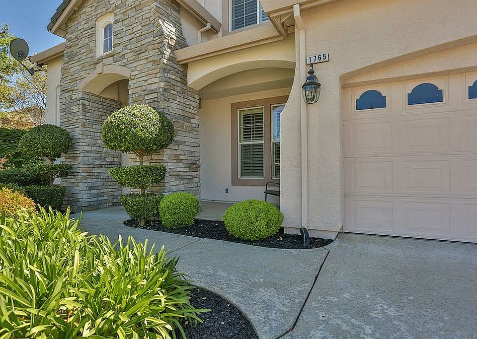 2nd image of 1765 Tuscan Grove Cir