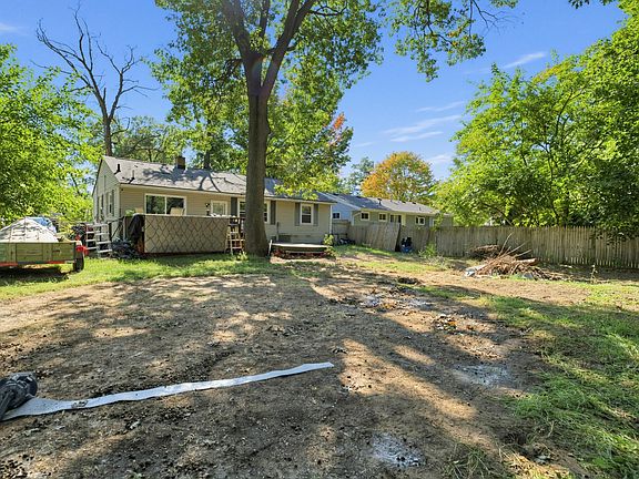 5th image of 1960 Calvin Ave