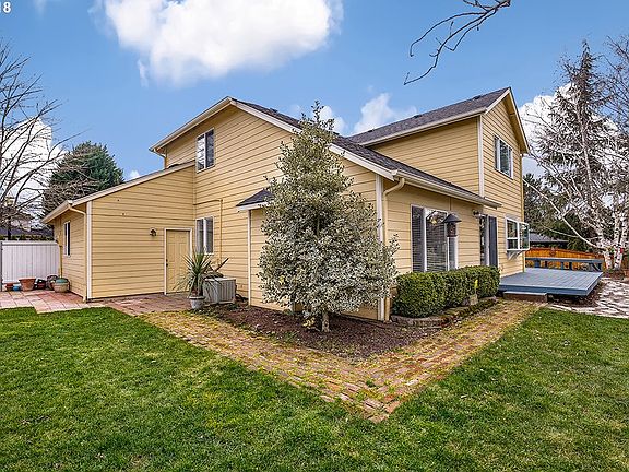 5th image of 3104 SE 171st Ct