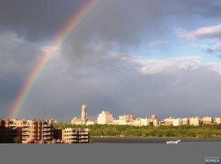 240 The Promenade, Edgewater, NJ 07020