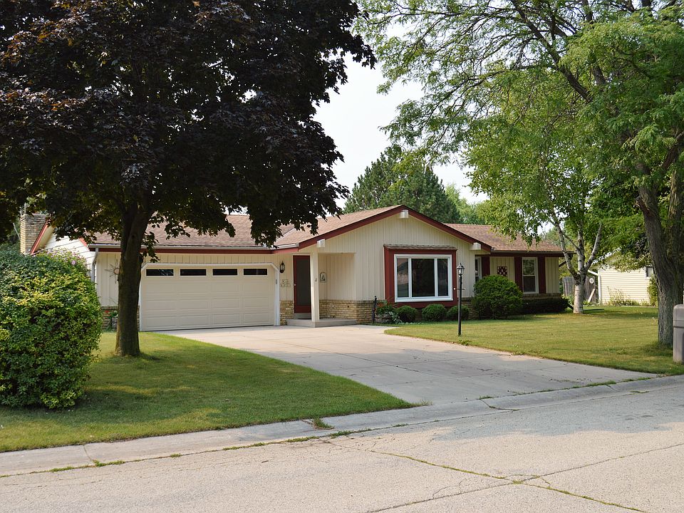 1st image of W166N10521 Surrey Dr