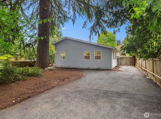 110 NW 110th St, Seattle, WA 98177