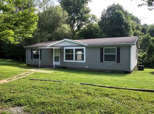 475 Meadowlark Ln, Brandenburg, KY 40108