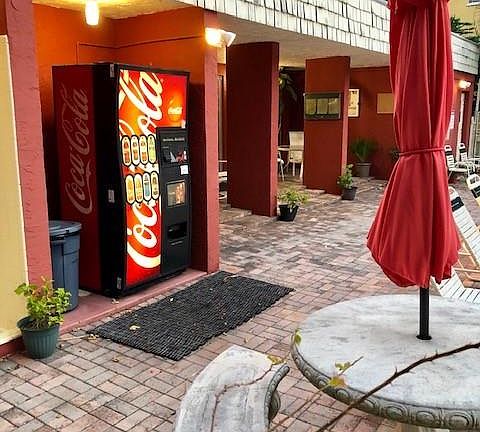 4th image of 2366 E Mall Dr APT 410