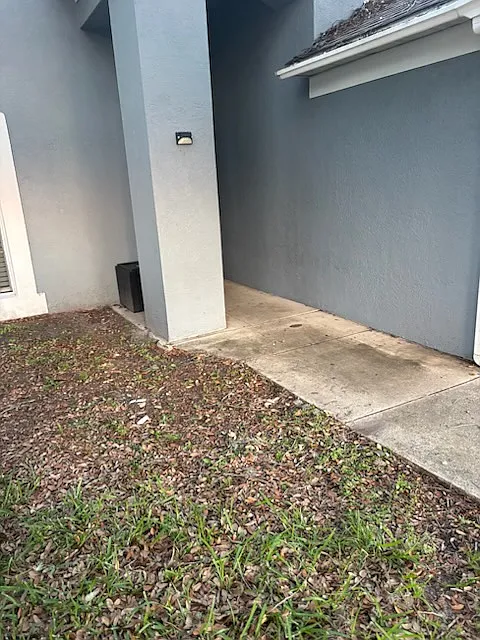 Building Photo - 1815 Wimbledon St