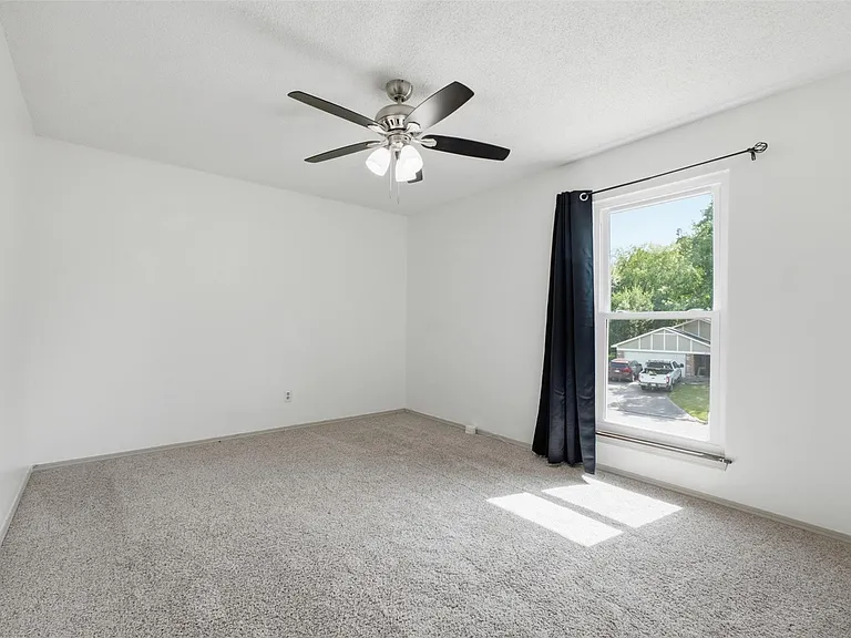 4118 Garden Springs Dr — Photo 21