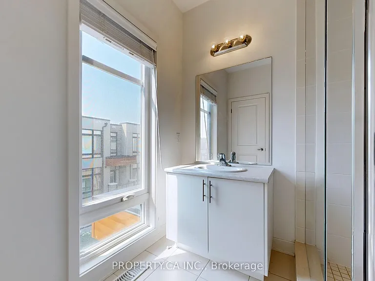 13 Mogul Rd — Photo 30
